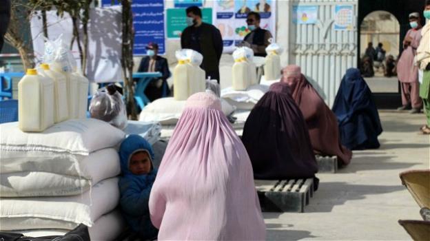 Afghanistan dei Talebani, denuncia della Bbc: neonata venduta per 500 dollari