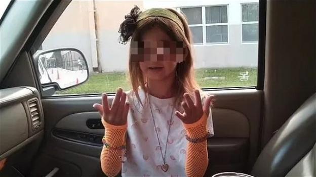 Florida, bimba di 8 anni rischia la bocciatura alle elementari: rifiuta di indossare la mascherina