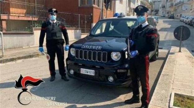 Brindisi, non vuole indossare la mascherina all’ufficio postale: arrestata e rimessa in libertà