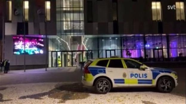 Svezia, precipita dal settimo piano di un edificio durante concerto omaggio degli Abba: 2 morti