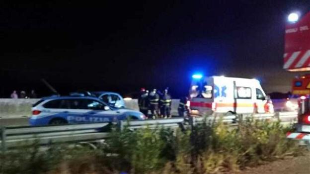 Brindisi, auto contromano sulla statale provoca incidente: cinque feriti