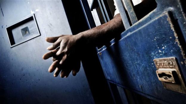 Australia, pedofilo violentato dal compagno di cella: "Lo stato deve risarcirmi per la psicoterapia"