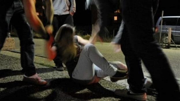 Orrore a Modena: 13enne ubriaca  viene stuprata allo stadio