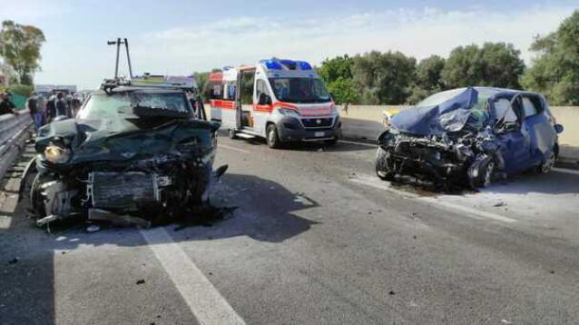 Brindisi, tragico incidente: intera famiglia distrutta
