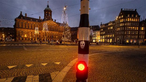 Amsterdam cancella le celebrazioni di Capodanno a causa dell’aumento di contagi