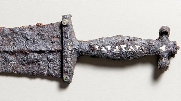 Ritrovato raro pugnale da legionario di 2000 anni fa