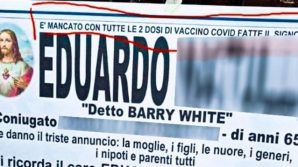 Napoli, fa scrivere sul manifesto del padre morto di Covid: