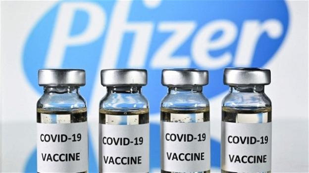 Il capo della Pfizer Albert Bourla: "Ci vorrà un vaccino all’anno"