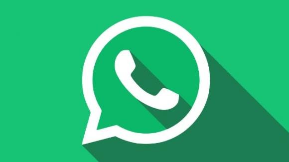 WhatsApp: novità iOS, correzione sincronizzazione chat, rumors Community