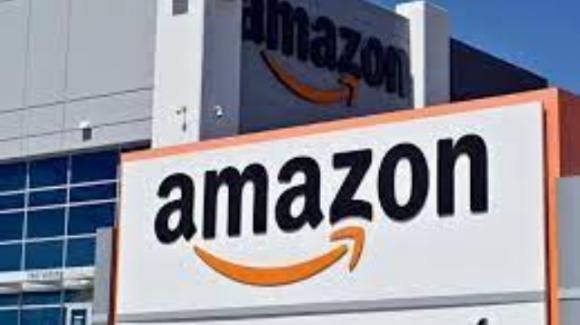 Antitrust multa Amazon per oltre un miliardo di euro