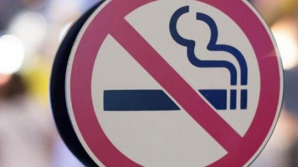 Nuova Zelanda: vietato fumare ai nati dopo il 2008, la scelta radicale per eliminare le sigarette