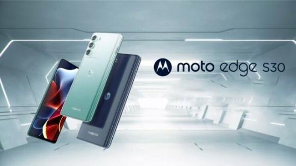 Moto Edge S30: ufficiale il quasi top gamma Motorola con Snap 888+