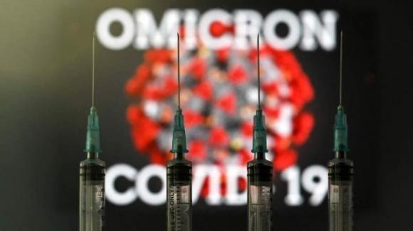 Ecdc: "Il vaccino non basta contro la variante Omicron"