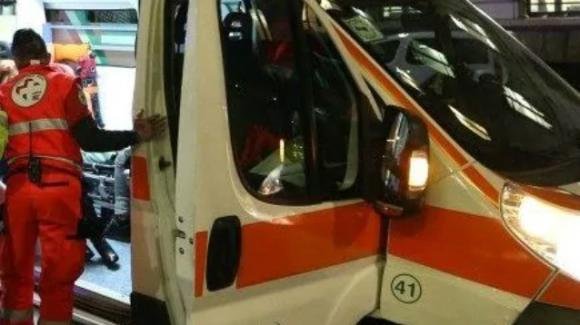 Roma, auto contro albero su via Cilicia: morte due sorelle di 19 e 23 anni