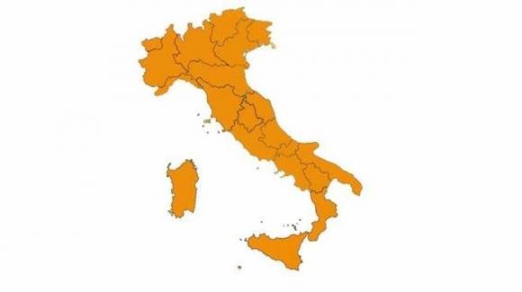Nuovo decreto, Italia a rischio zona arancione: le misure per arginare i contagi