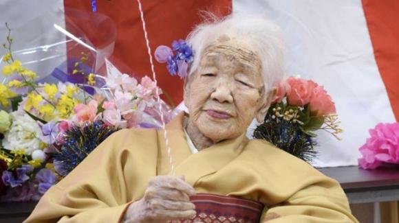 Giappone, Kane Tanaka: con i suoi 119 anni è la persona più anziana al mondo