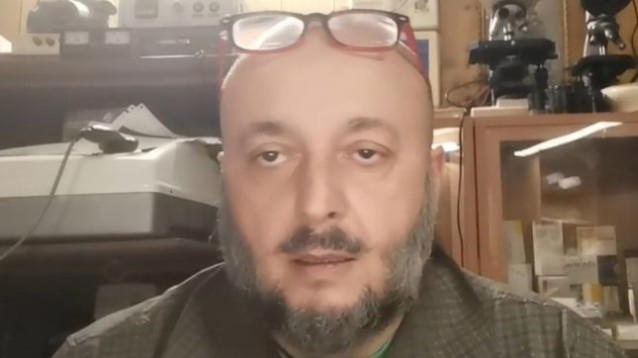 Caserta: Domenico Biscardi, leader dei no-vax italiani, non era iscritto a nessun albo dei medici