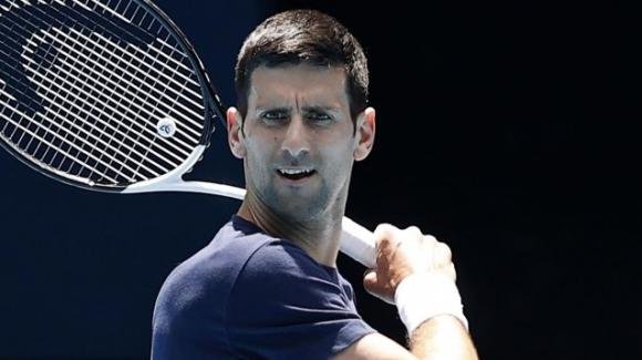 Australian Open, i legali di Djokovic hanno impugnato il provvedimento di espulsione