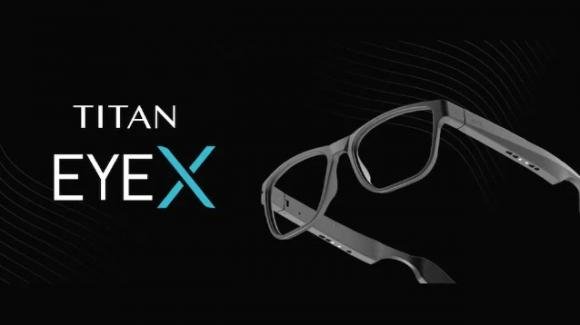 Titan annuncia gli occhiali smart EyeX, con tracking sportivo e auricolari open ear