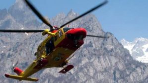 Tragedia sulle Alpi francesi: sciatore 40enne travolge e uccide bambina di 5 anni che faceva lezione