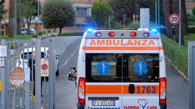 Torino, incinta di 9 mesi si lancia dal nono piano di un palazzo e si uccide