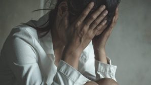 Sindacalista assolto dall’accusa di molestia sessuale su una hostess: lei ha reagito troppo tardi