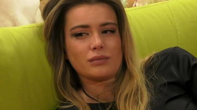 GF Vip, problemi di salute per Sophie Codegoni: "È mezza svenuta". La regia cambia immediatamente inquadratura