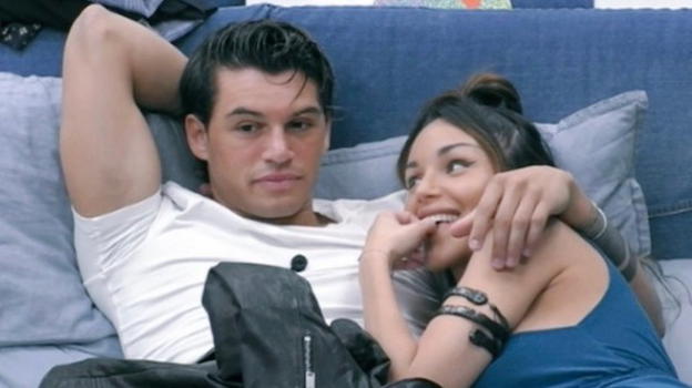 GF Vip, la confessione hot di Delia ad Antonio: "Voglio farlo insieme a te e Alex"