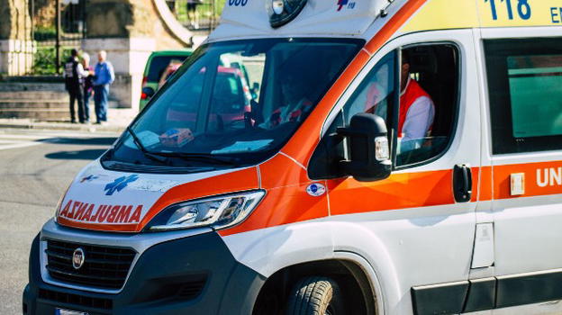 Brindisi, incidente stradale sulla provinciale: perde la vita una 27enne