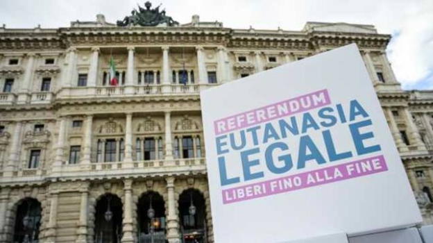 Il no della Consulta sull’eutanasia, non tutela la vita umana