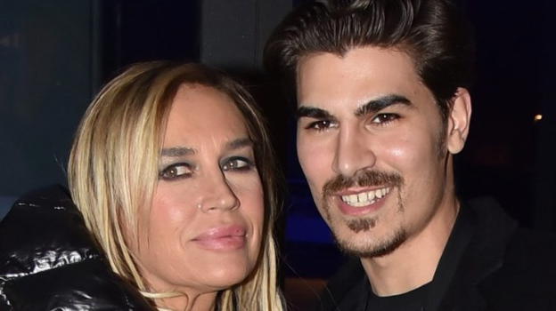 L’isola dei famosi, Lory Del Santo: "Farò parte del cast insieme al mio fidanzato. Lui è terrorizzato"