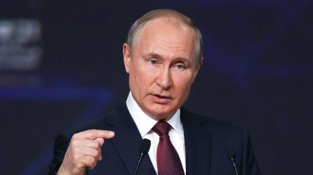 Guerra Russia-Ucraina, Vladimir Putin invita le truppe ucraine a spodestare Zelensky