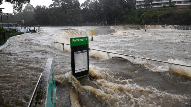 Australia, 200.000 persone sfollate a causa del maltempo