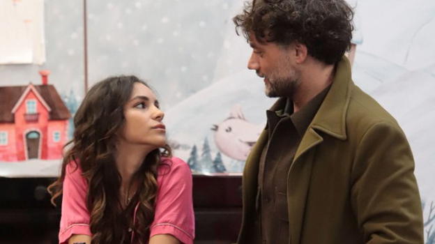 GF Vip, Barù sta per baciare Jessica ma vengono interrotti