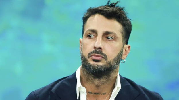 L’ultima idea di Fabrizio Corona: "Voglio andare in guerra in Ucraina e morire in gloria"