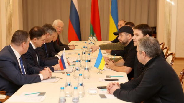 Guerra in Ucraina, in corso i negoziati in Turchia: le condizioni di Mosca e Kiev