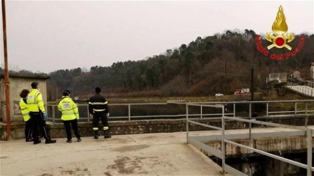 Varese, rinvenuto cadavere in una diga: identificazione in corso