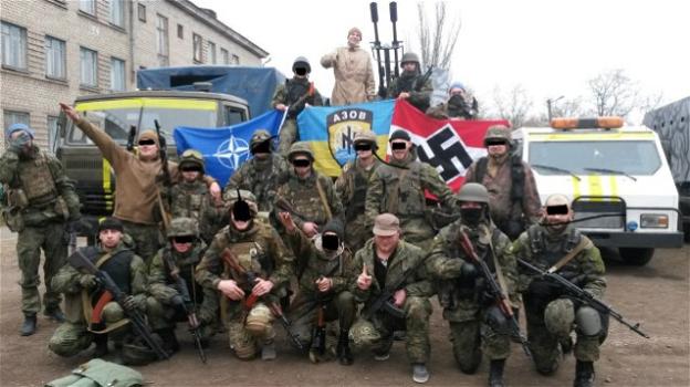 Il battaglione Azov, il gruppo paramilitare nazista integrato nell’esercito ucraino