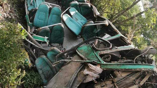 Colombia, scuolabus precipita da una scogliera: 6 bimbi morti