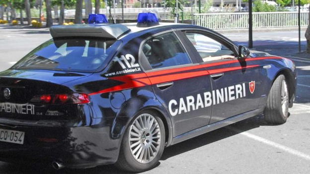 Lecce, cavallo muore su un set cinematografico a Melpignano: fantino portato in ospedale