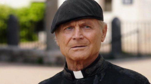 Terence Hill sul suo addio a Don Matteo: “Non volevo lasciare”