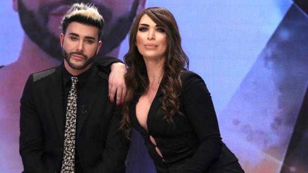 "Affinity", il nuovo reality tv sull’amore: un tripudio di sensualità e romanticismo