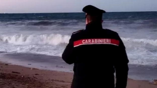 Sibari: ritrovato il corpo di un sub sulla spiaggia