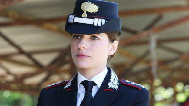 Don Matteo 13, anticipazioni nona puntata: Anna pensa di diventare madre