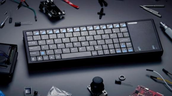 Un computer economico nel corpo d’una tastiera: ufficiale l’AbacusBasic