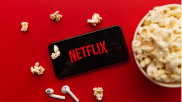 Netflix: novità Squid Games, nuovo videogioco, altri licenziamenti, pubblicità