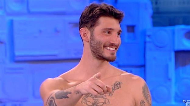 Stefano De Martino esagerato, "Ma è enorme": svelate le doti nascoste