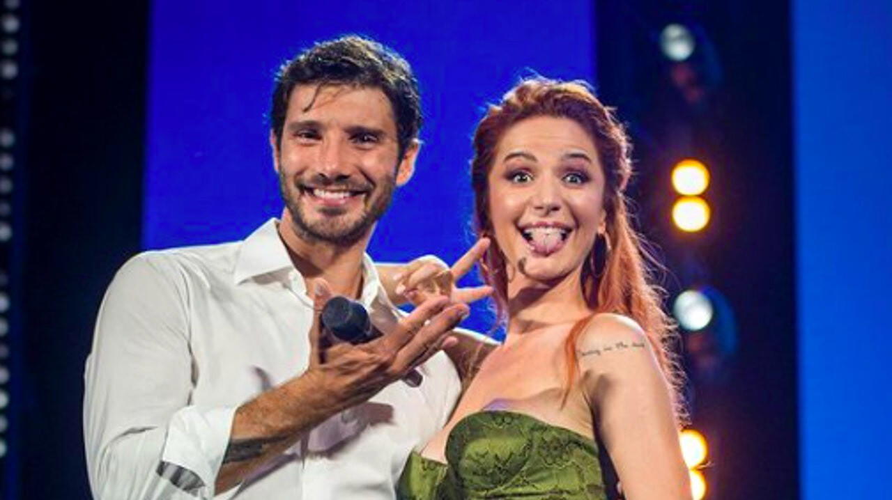 Andrea Delogu, nudo integrale da censura: le foto mandano in tilt i fan della conduttrice