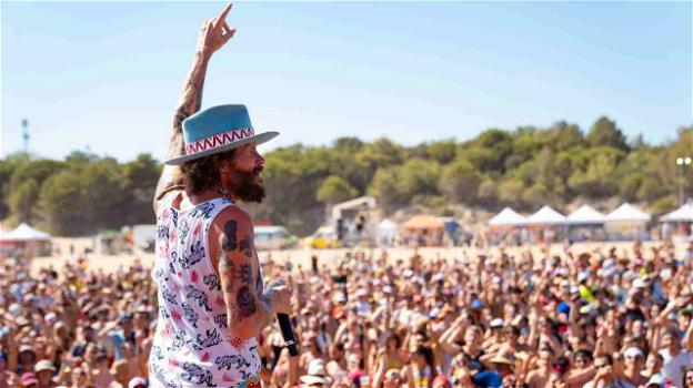 "Jovanotti danneggia l’ambiente e lavora con operai non in regola", nuove accuse al cantante per il Jova Beach Party