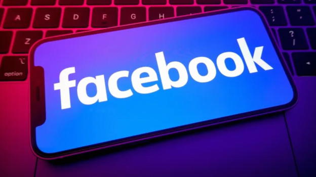 Facebook: compromessi 1 milione di account, novità per personalizzare il feed